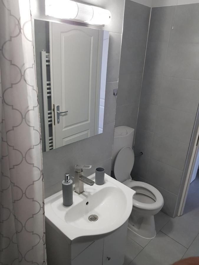 Ana Apartament Râmnicu Vâlcea Dış mekan fotoğraf